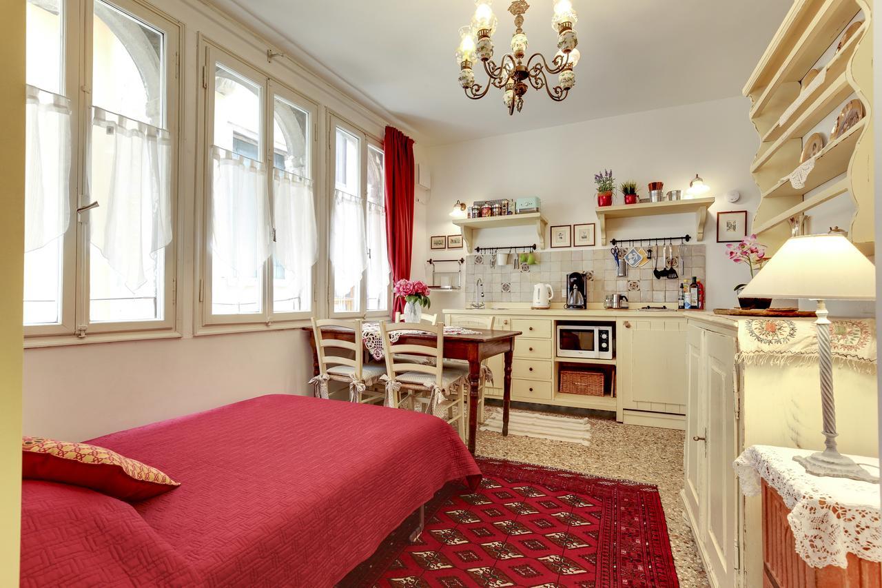 Ca' Badoer Frari Apartment Venice Ngoại thất bức ảnh